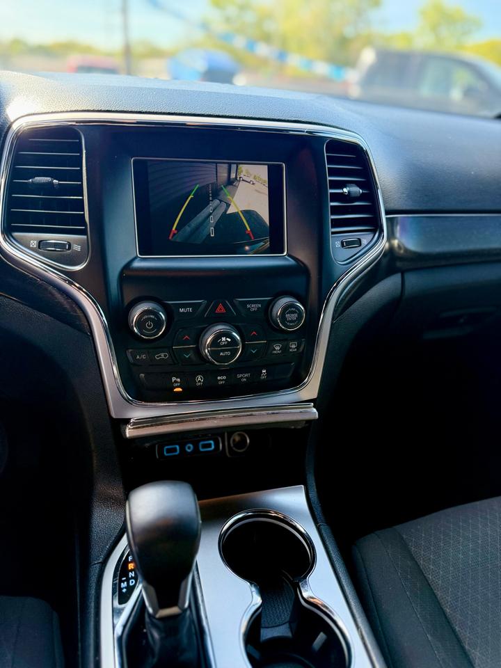 Jeep Grand Cherokee Laredo 4x2 *Ltd Avail* 2018