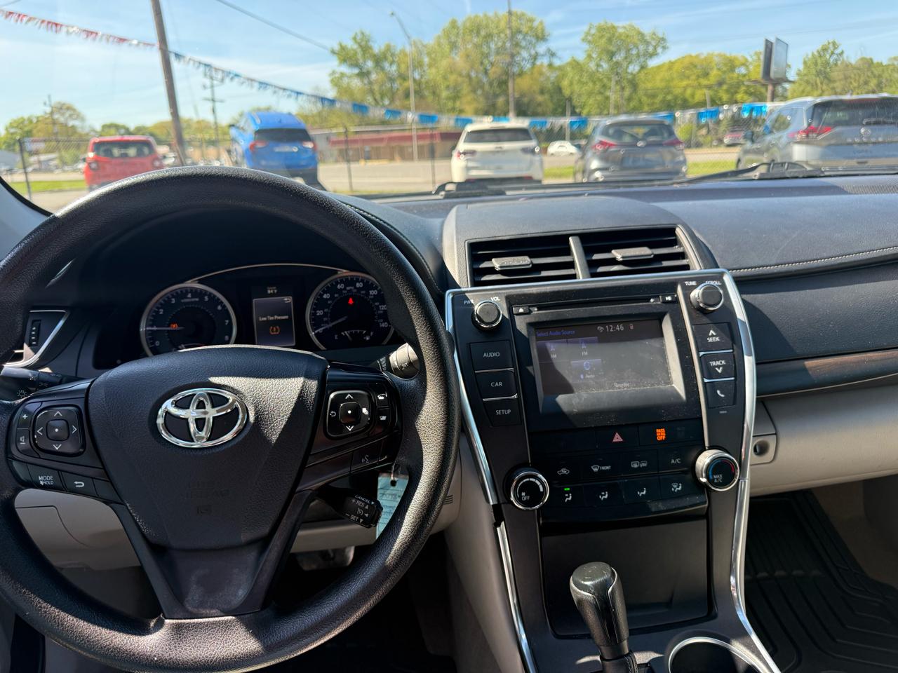 Toyota Camry XLE Auto (Natl) 2017