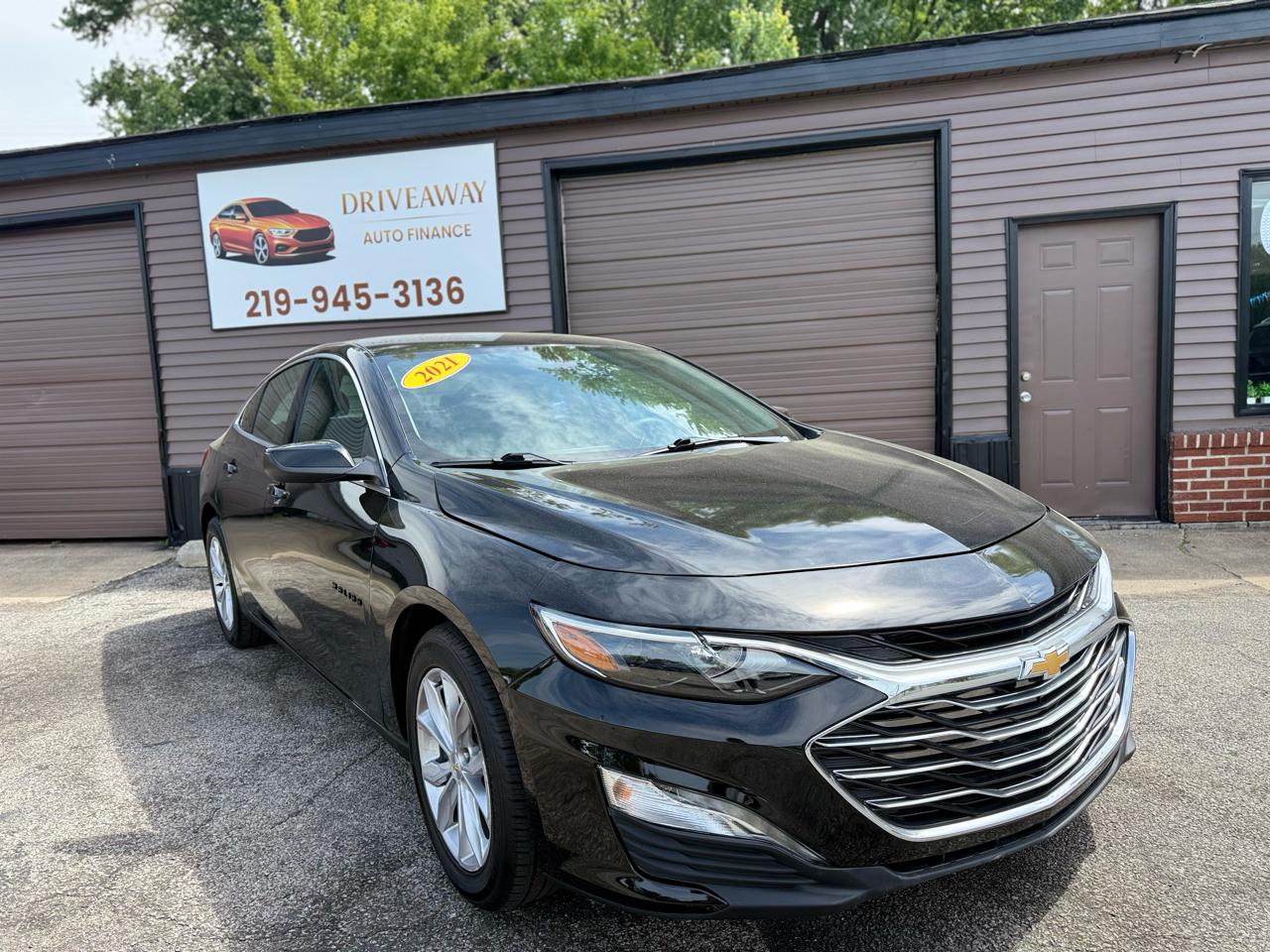 Chevrolet Malibu 4dr Sdn LT 2021