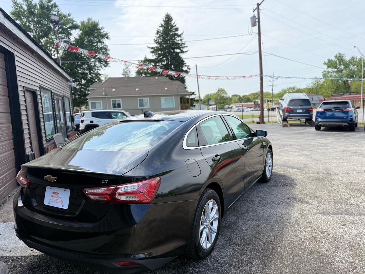 Chevrolet Malibu 4dr Sdn LT 2021