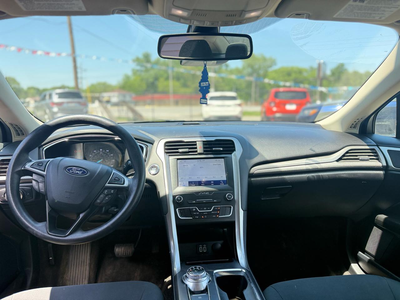 Ford Fusion SE FWD 2020