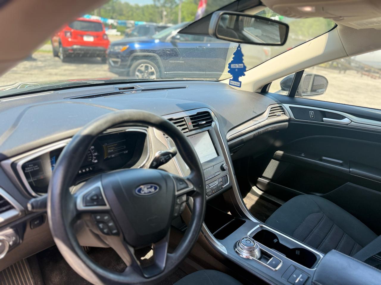 Ford Fusion SE FWD 2020