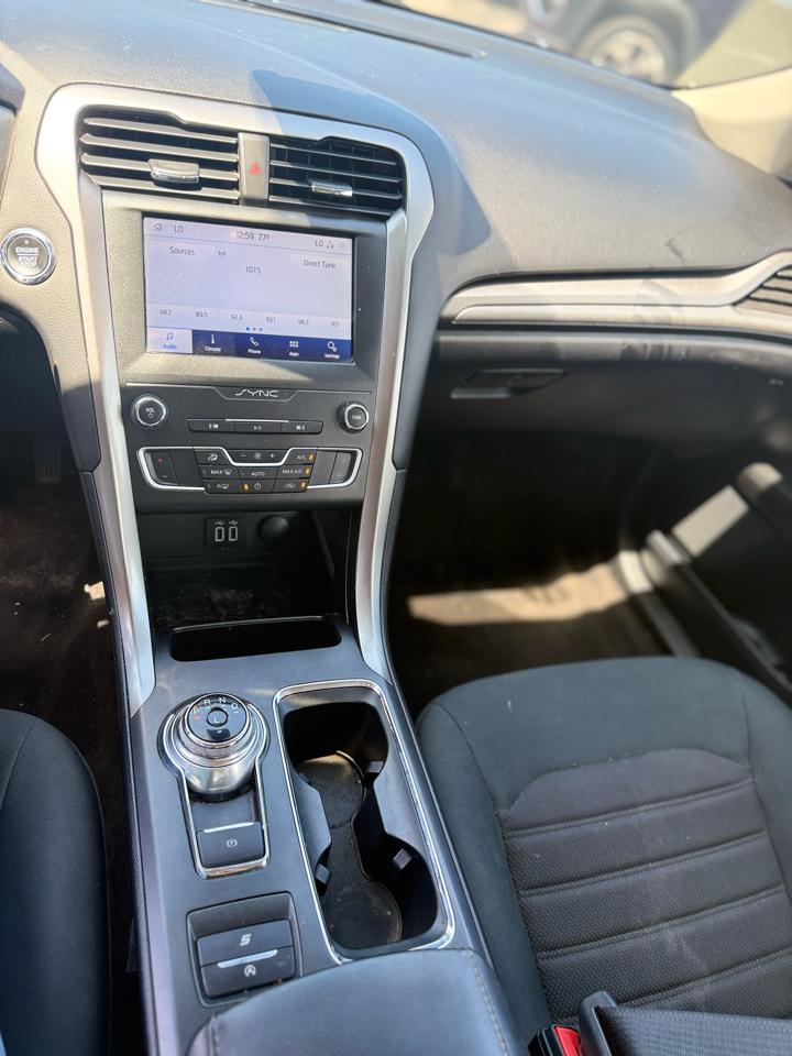 Ford Fusion SE FWD 2020