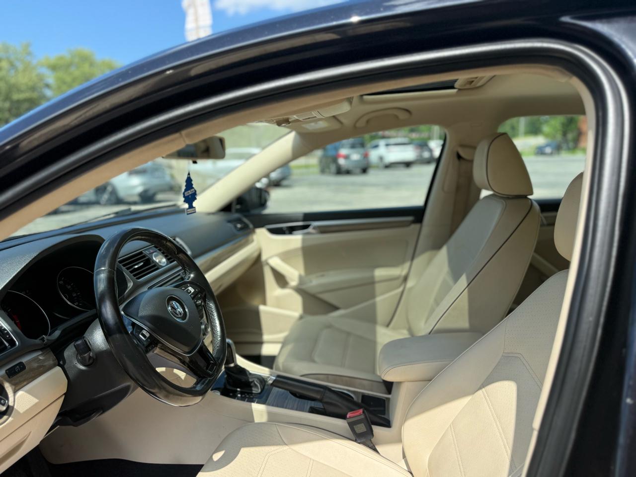 Volkswagen Passat 1.8T SE Auto 2017