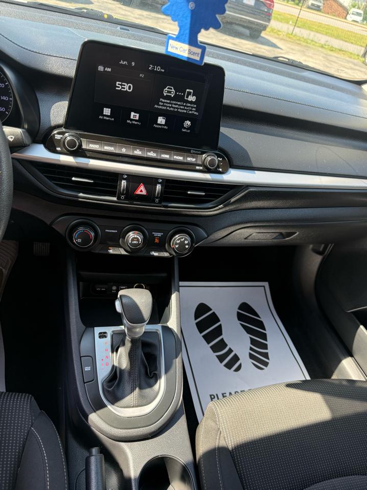 Kia Forte LXS IVT 2021