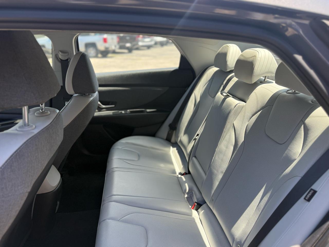 Hyundai Elantra Limited IVT 2024