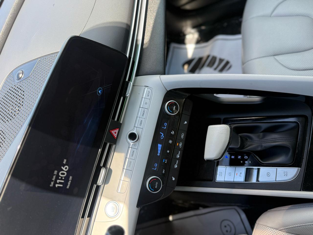 Hyundai Elantra Limited IVT 2024