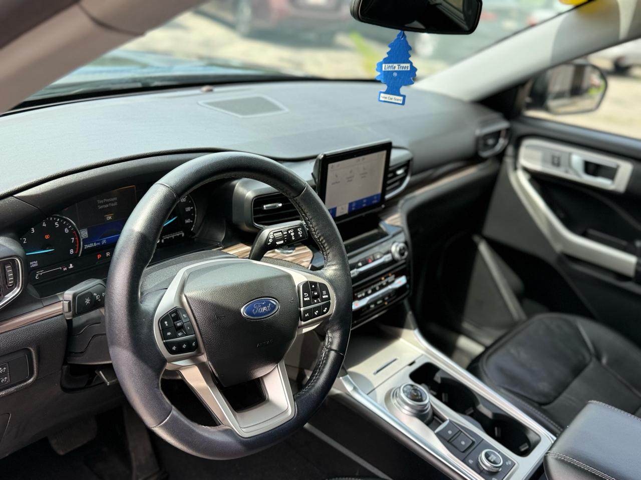 Ford Explorer Limited 4WD 2022