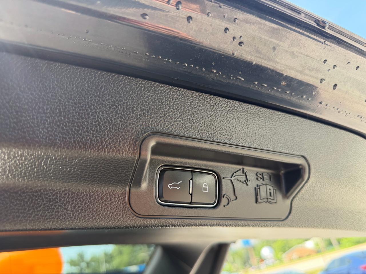 Ford Explorer Limited 4WD 2022