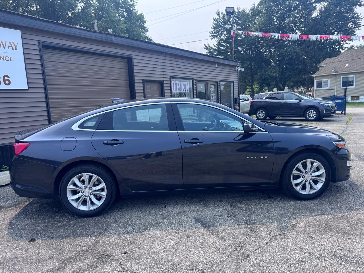 2023 Chevrolet Malibu 1LT - Photo 9