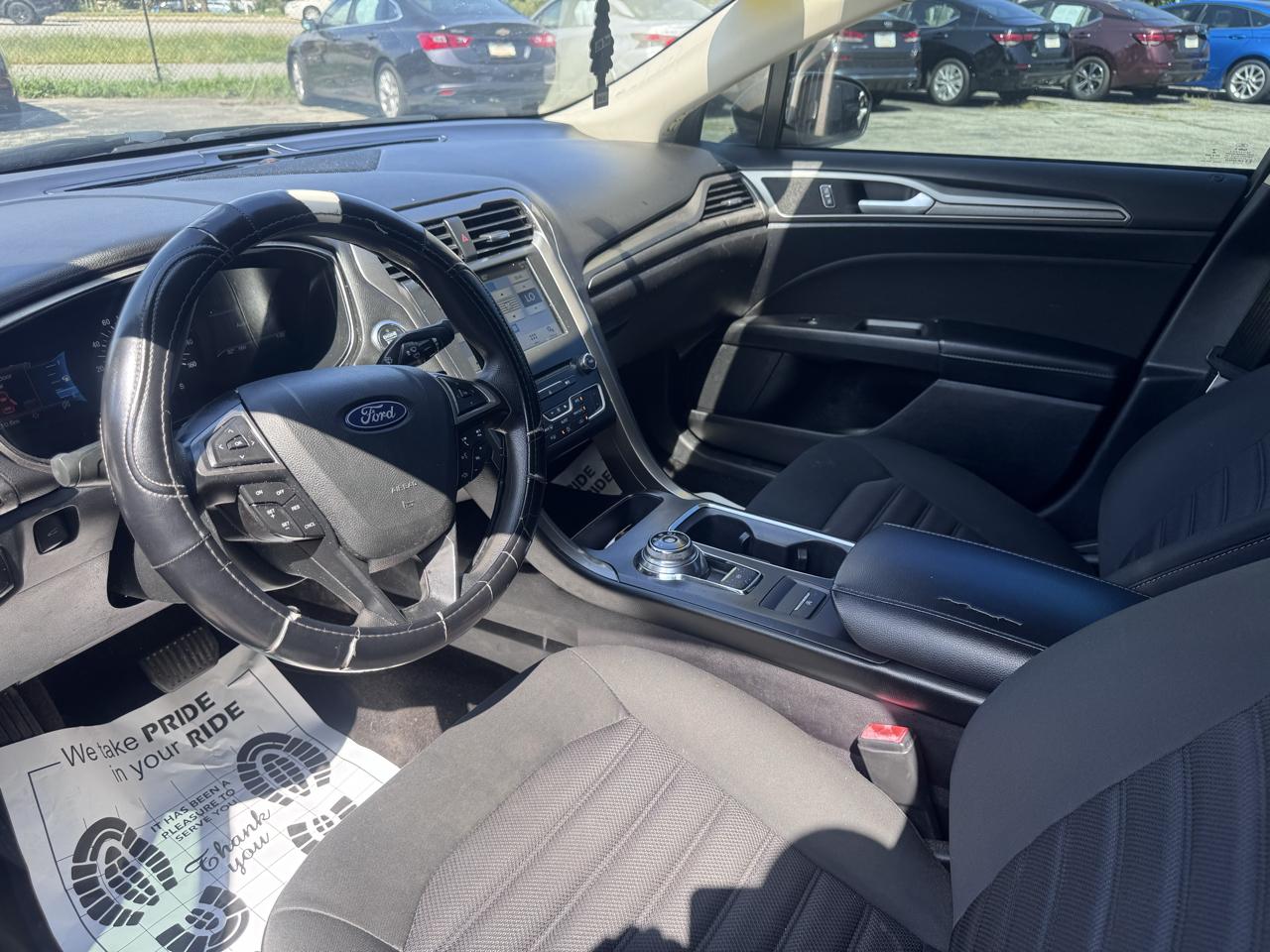 Ford Fusion SE FWD 2018