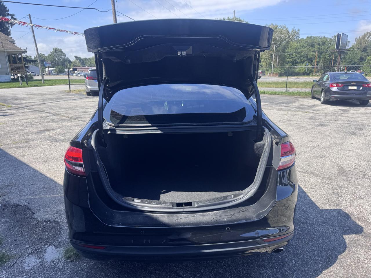Ford Fusion SE FWD 2018