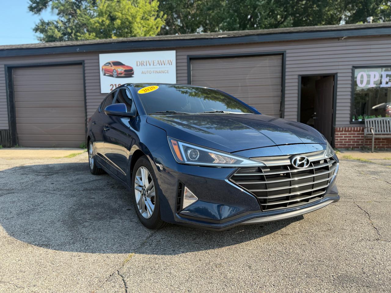 2020 Hyundai Elantra Value Edition IVT