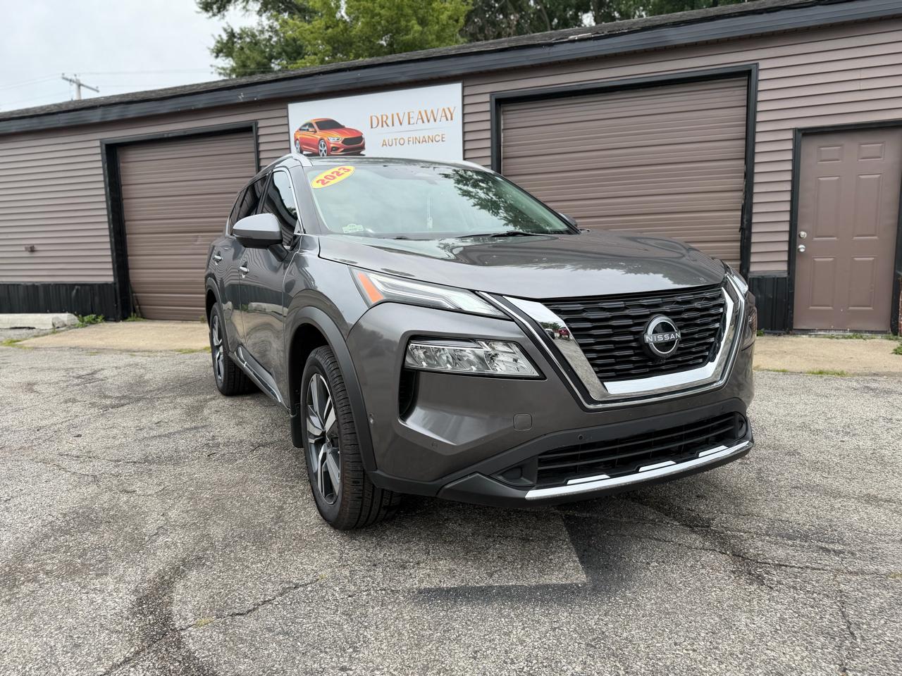 Nissan Rogue FWD Platinum 2023