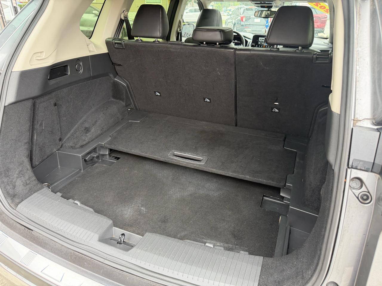 Nissan Rogue FWD Platinum 2023