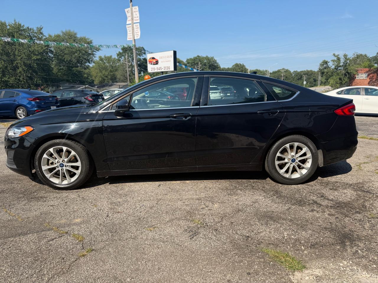 Ford Fusion SE FWD 2020