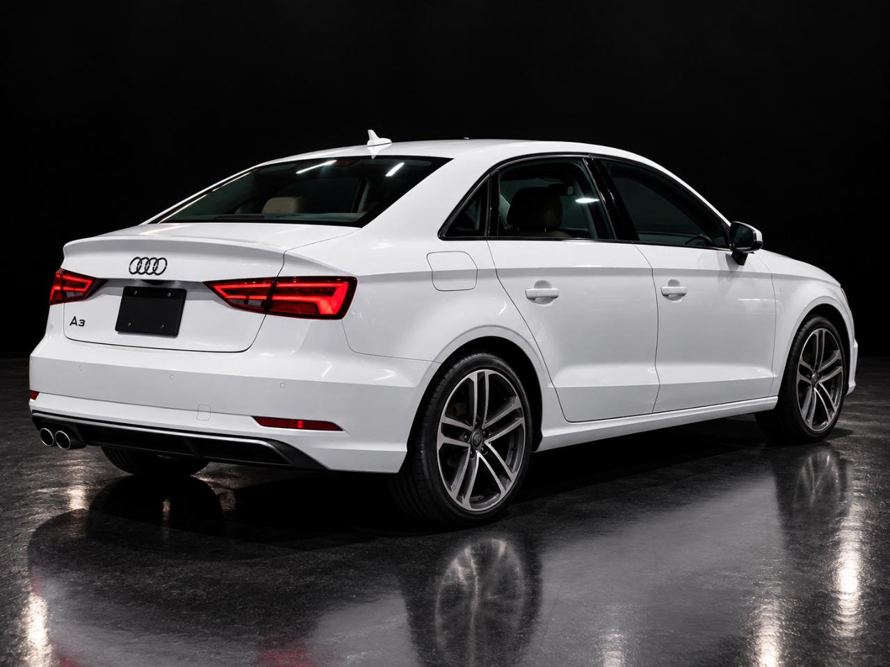 Audi A3 Sedan 2.0 TFSI Premium FWD 2017