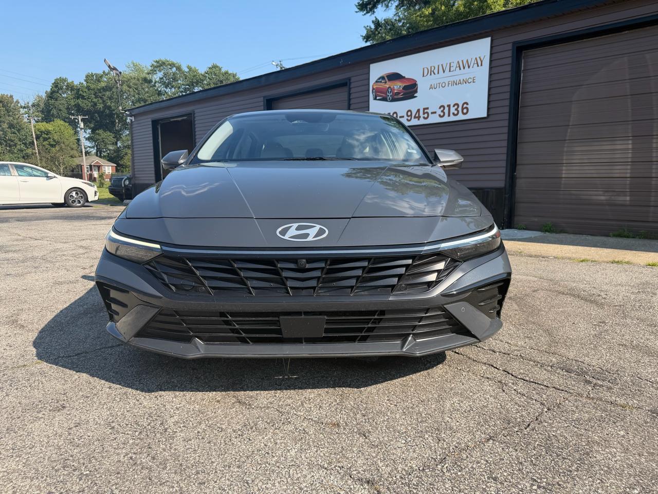 Hyundai Elantra Limited IVT 2024