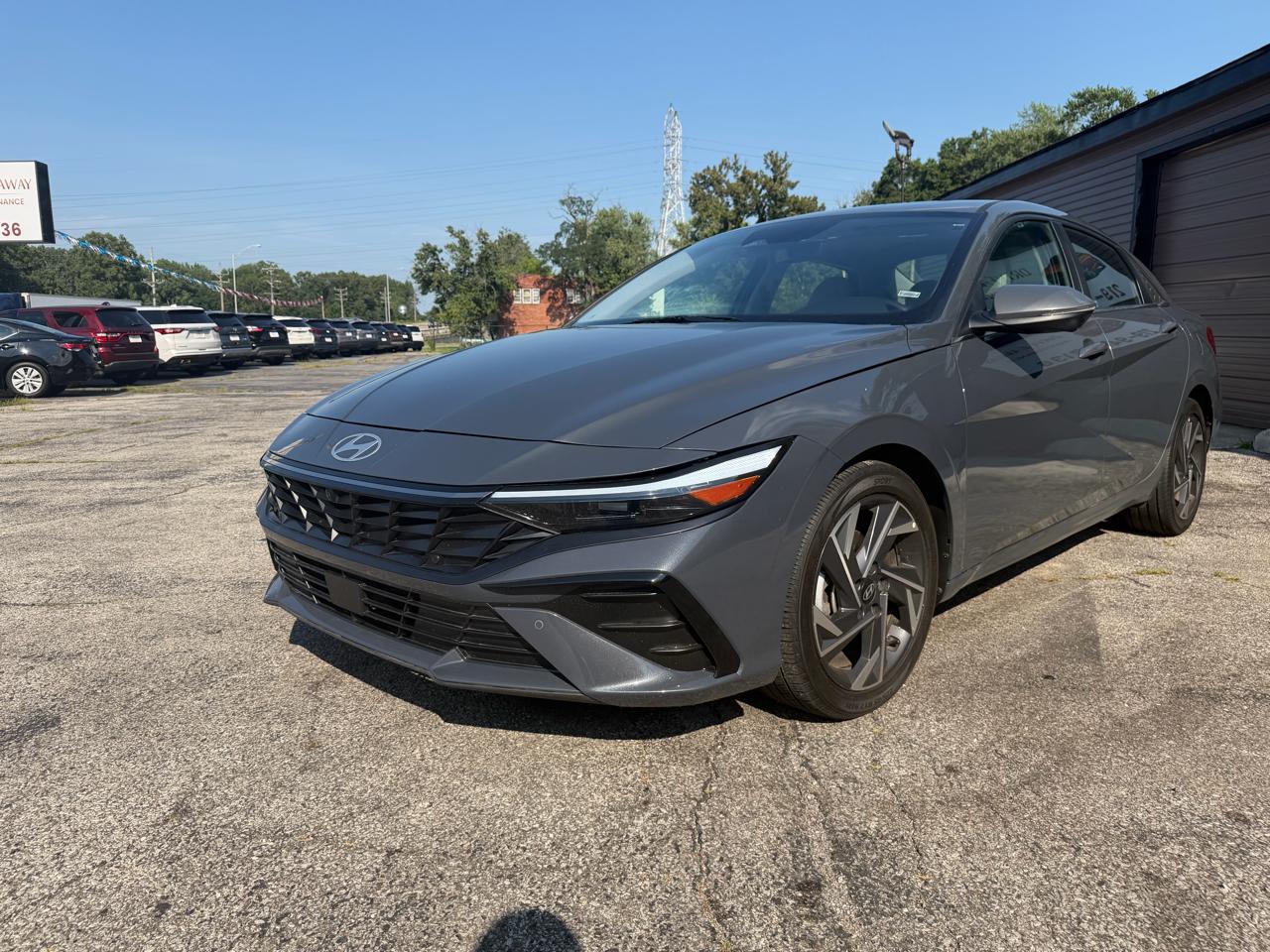Hyundai Elantra Limited IVT 2024