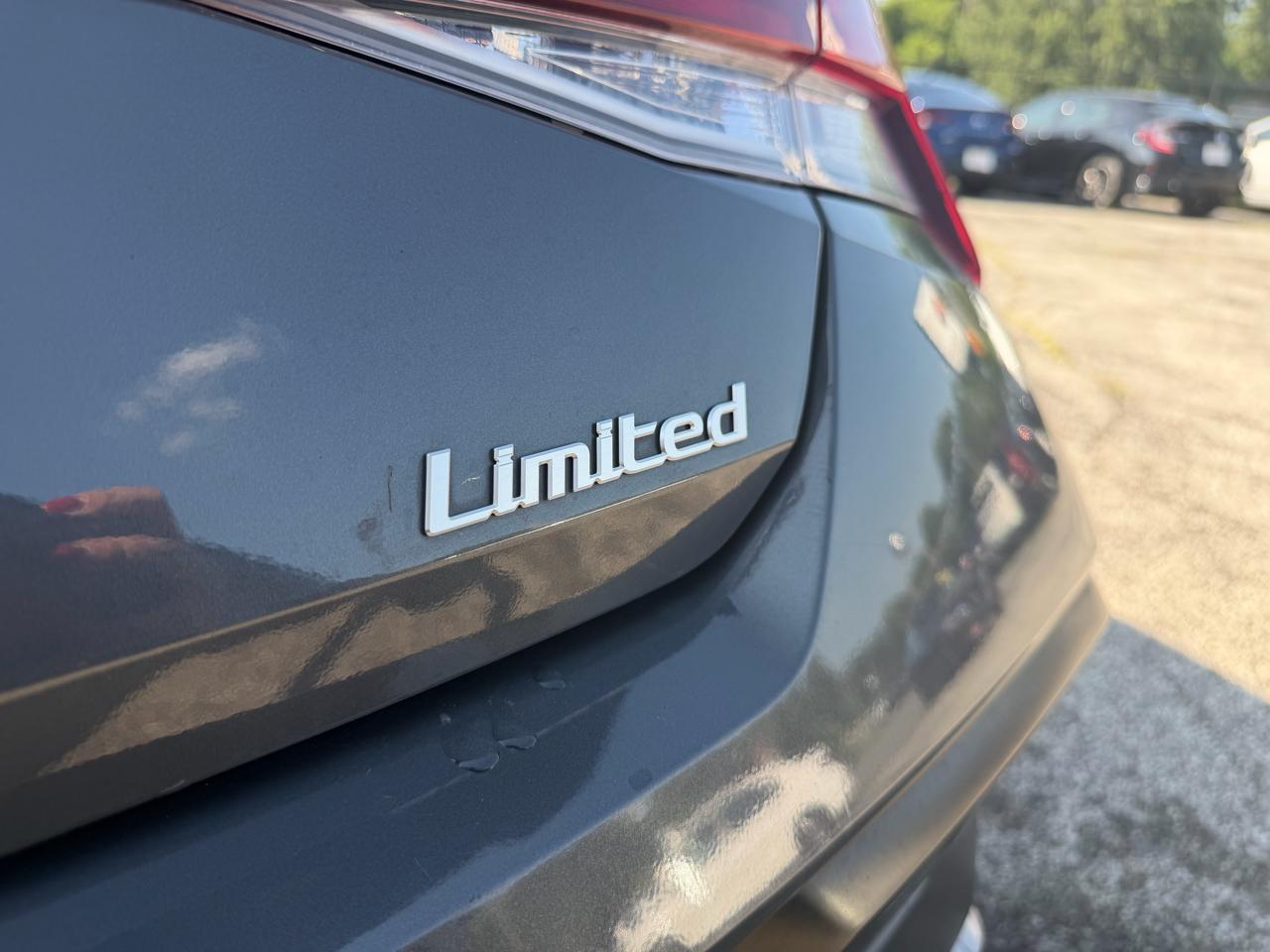 Hyundai Elantra Limited IVT 2024