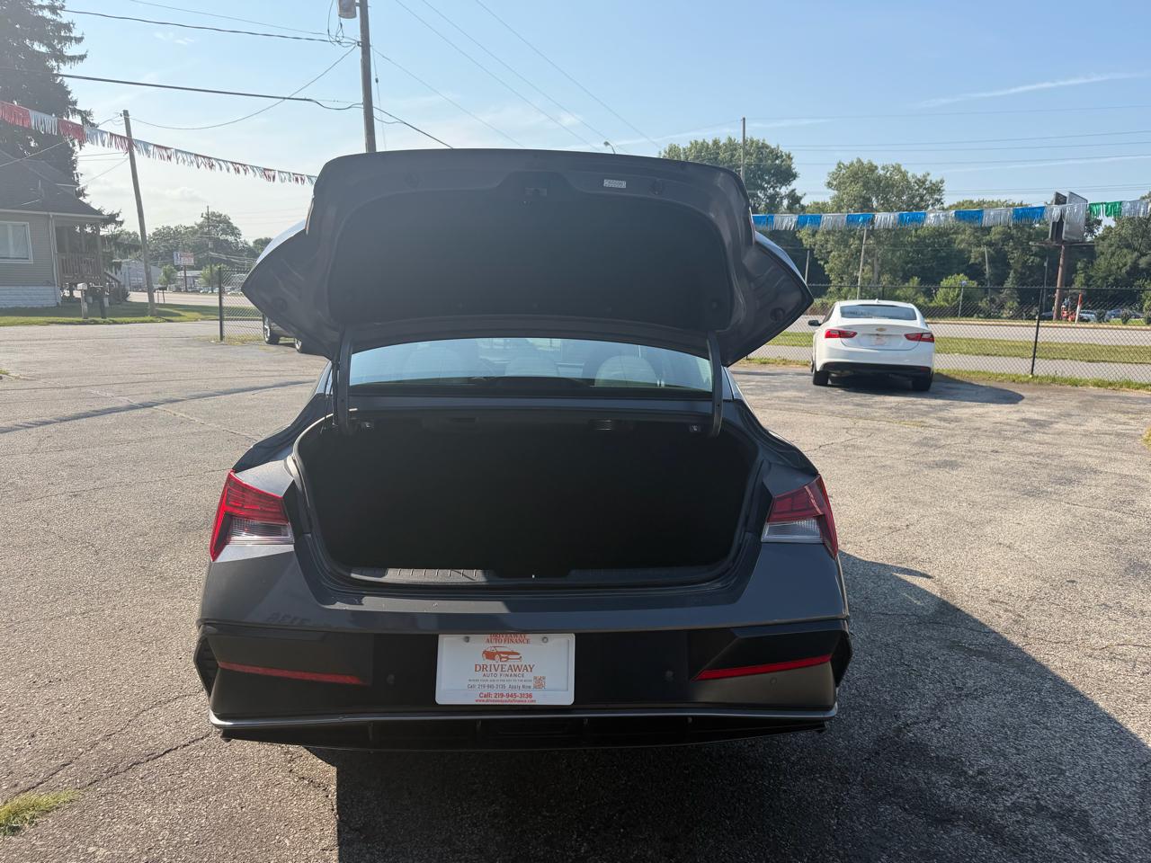 Hyundai Elantra Limited IVT 2024