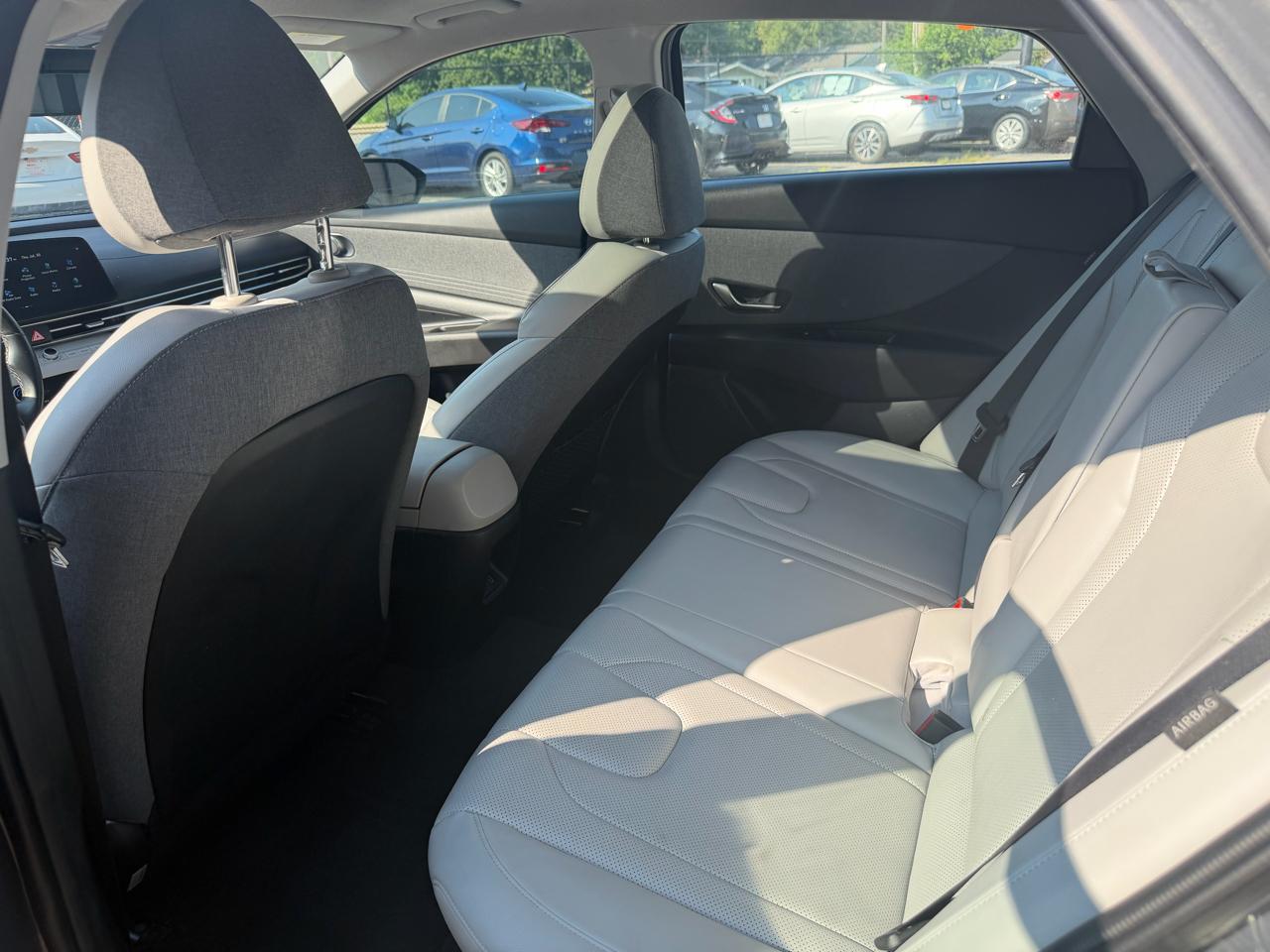 Hyundai Elantra Limited IVT 2024