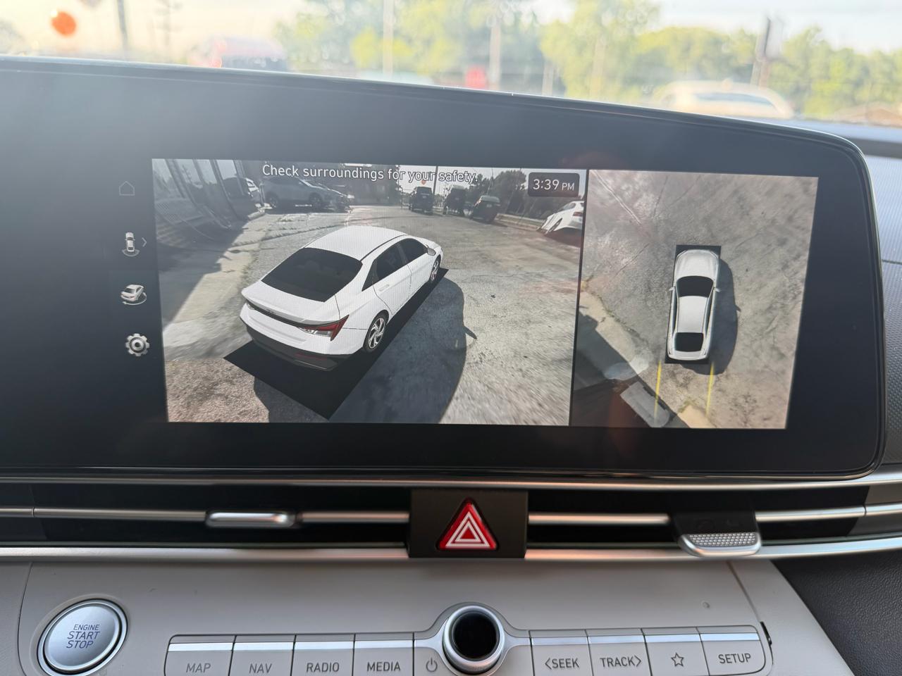 Hyundai Elantra Limited IVT 2024