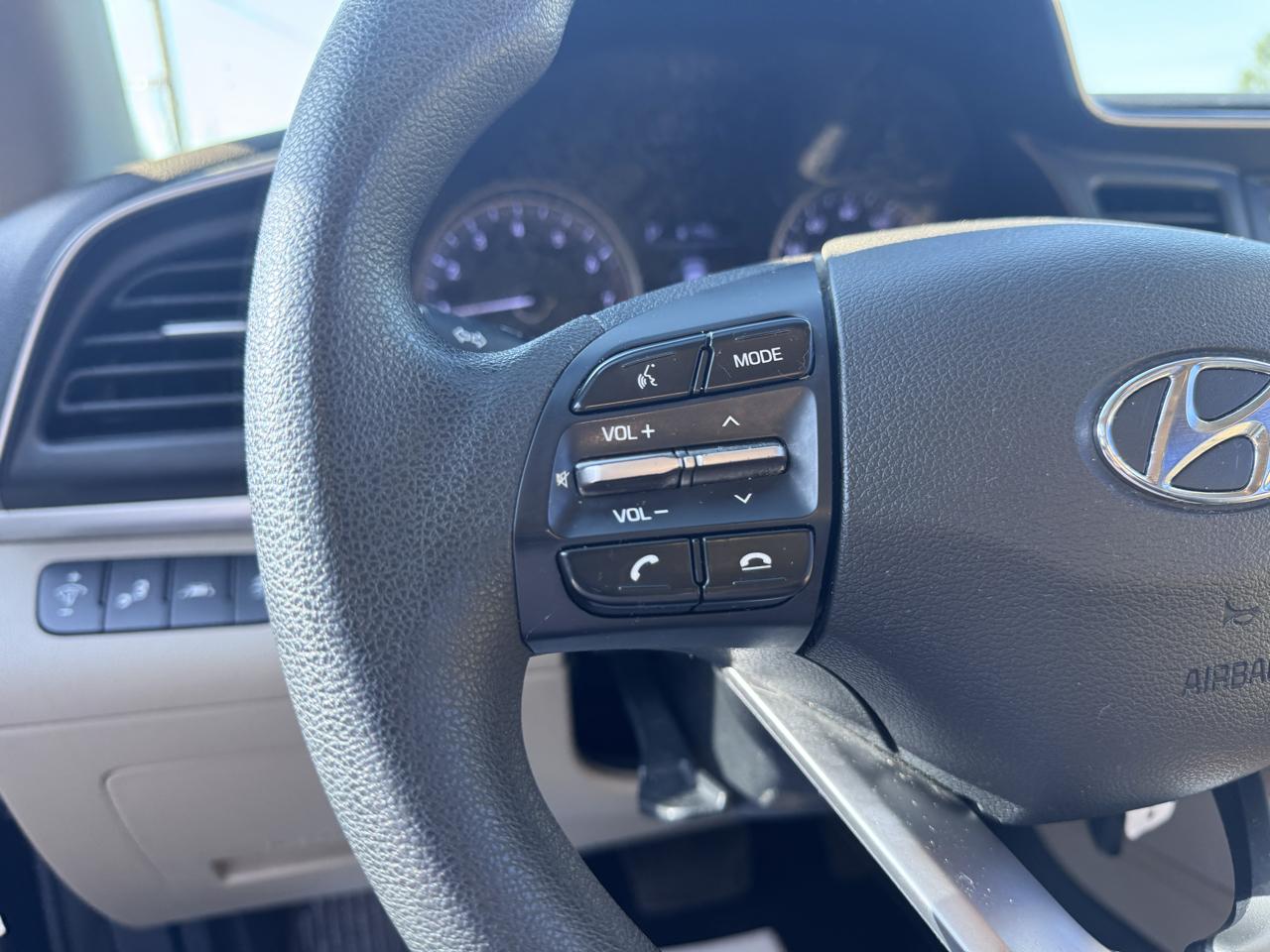 Hyundai Elantra SEL Auto 2019