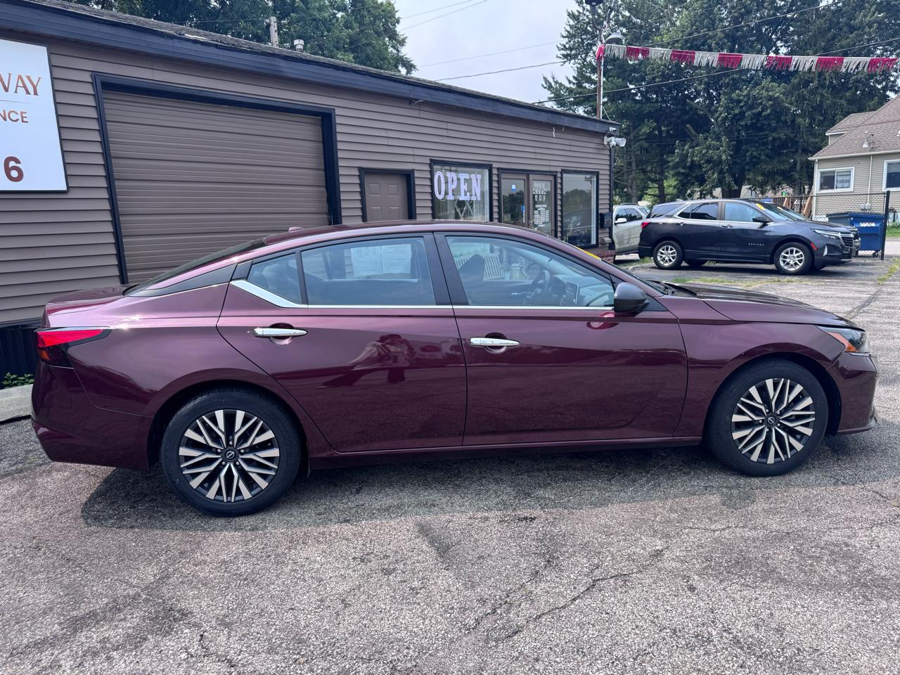 Nissan Altima SV FWD 2025