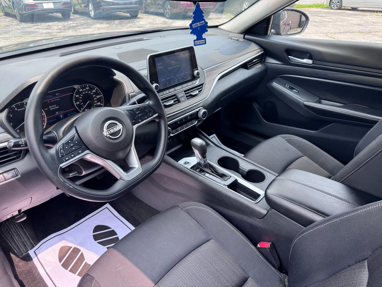 Nissan Altima SV FWD 2025