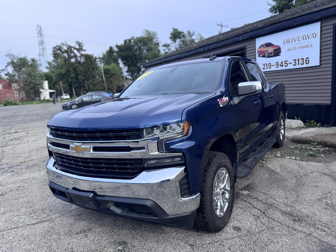 Chevrolet Silverado 1500 4WD Crew Cab 147" LT 2019