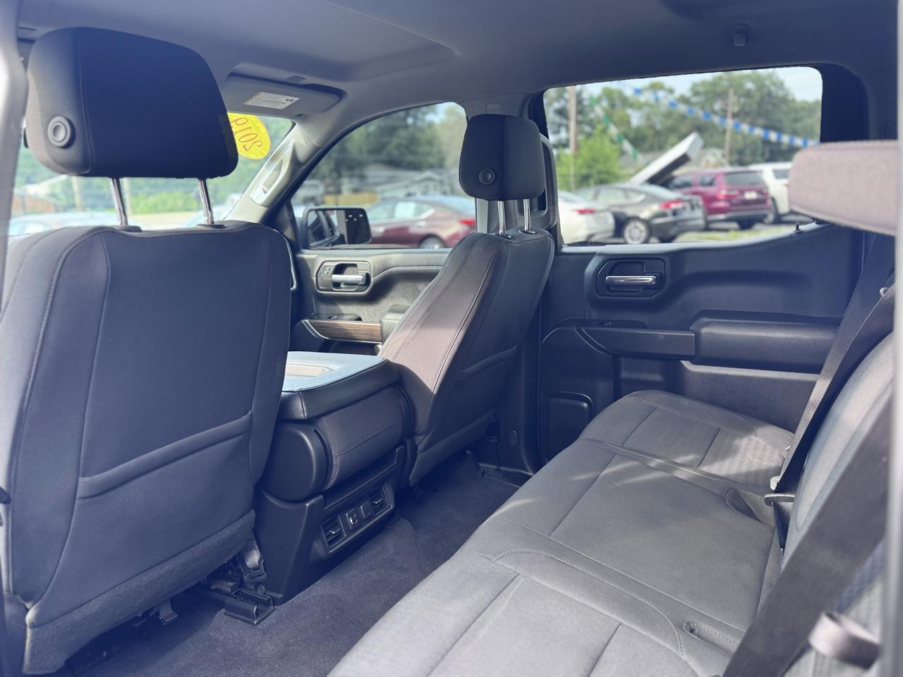 Chevrolet Silverado 1500 4WD Crew Cab 147" LT 2019