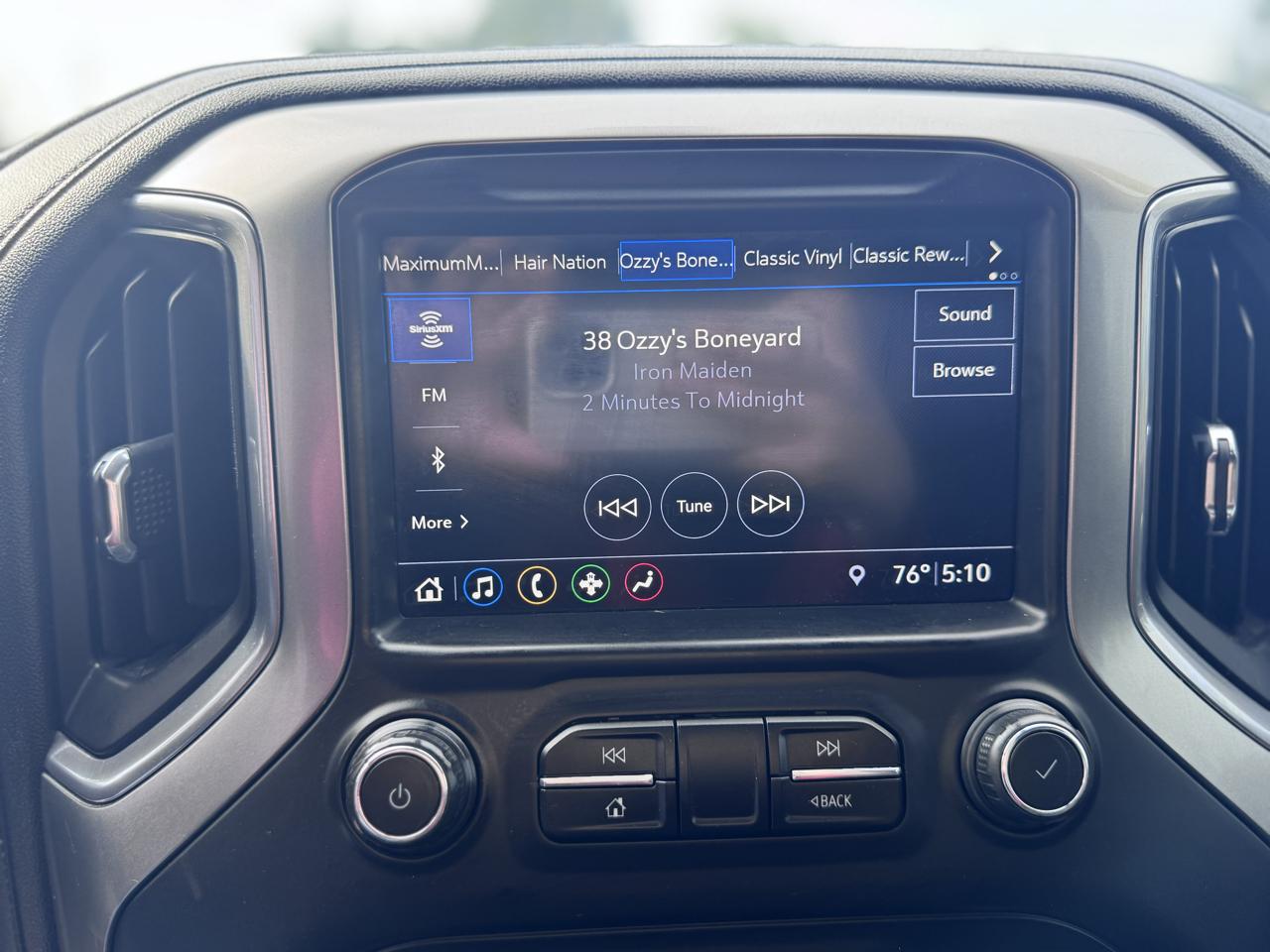Chevrolet Silverado 1500 4WD Crew Cab 147" LT 2019
