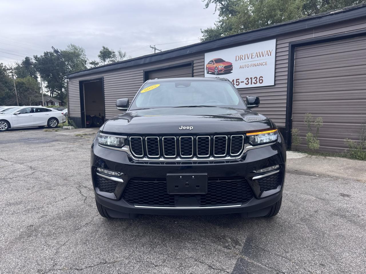 Jeep Grand Cherokee Limited 4x4 2023