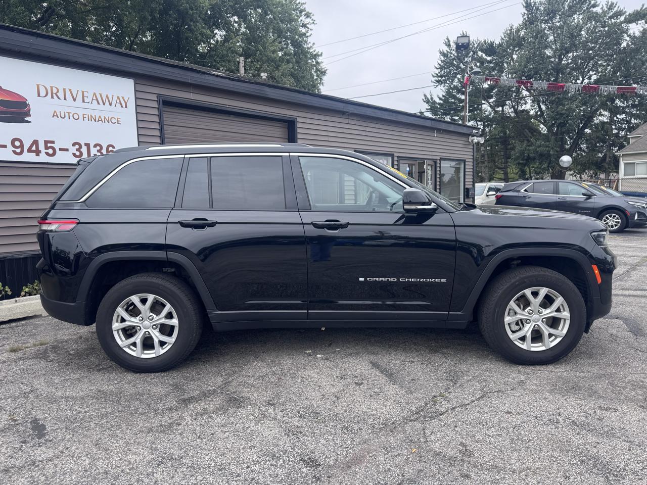 Jeep Grand Cherokee Limited 4x4 2023