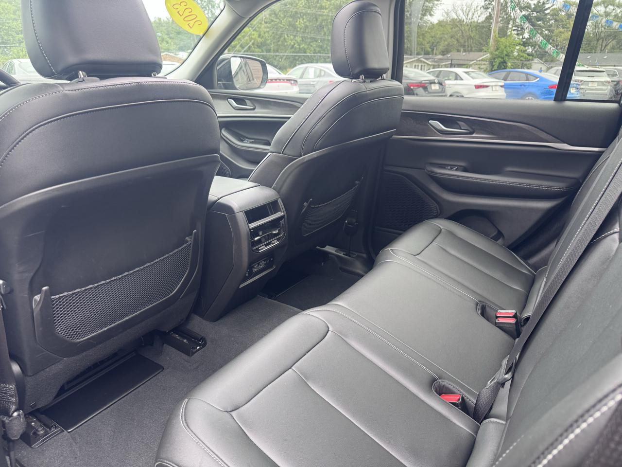 Jeep Grand Cherokee Limited 4x4 2023