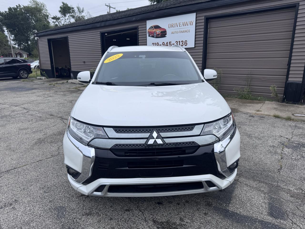 Mitsubishi Outlander PHEV SEL S-AWC 2022