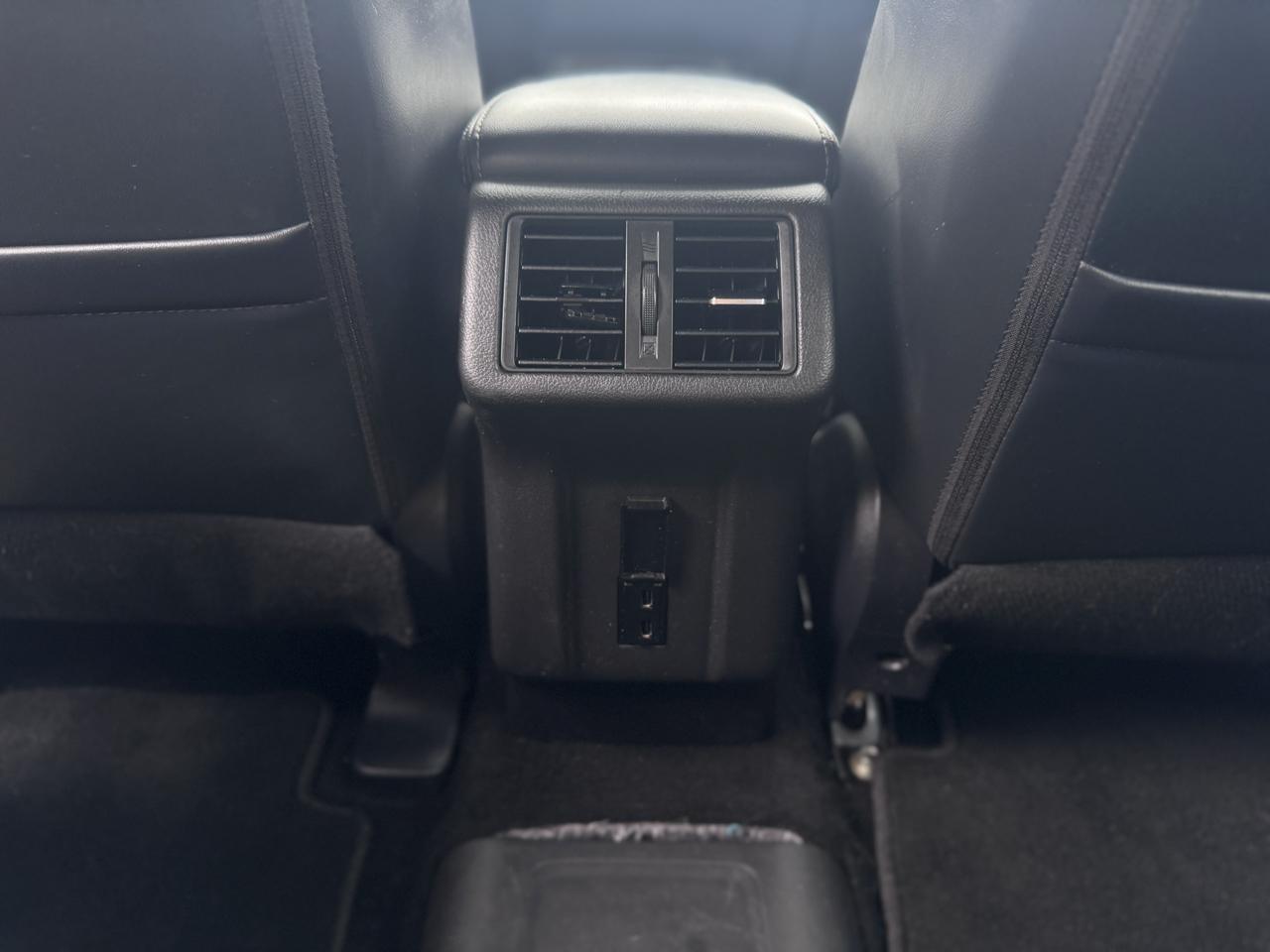 Mitsubishi Outlander PHEV SEL S-AWC 2022