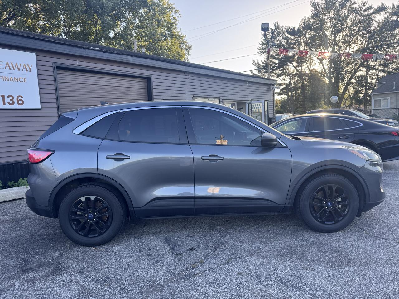 Ford Escape SE Hybrid FWD 2022