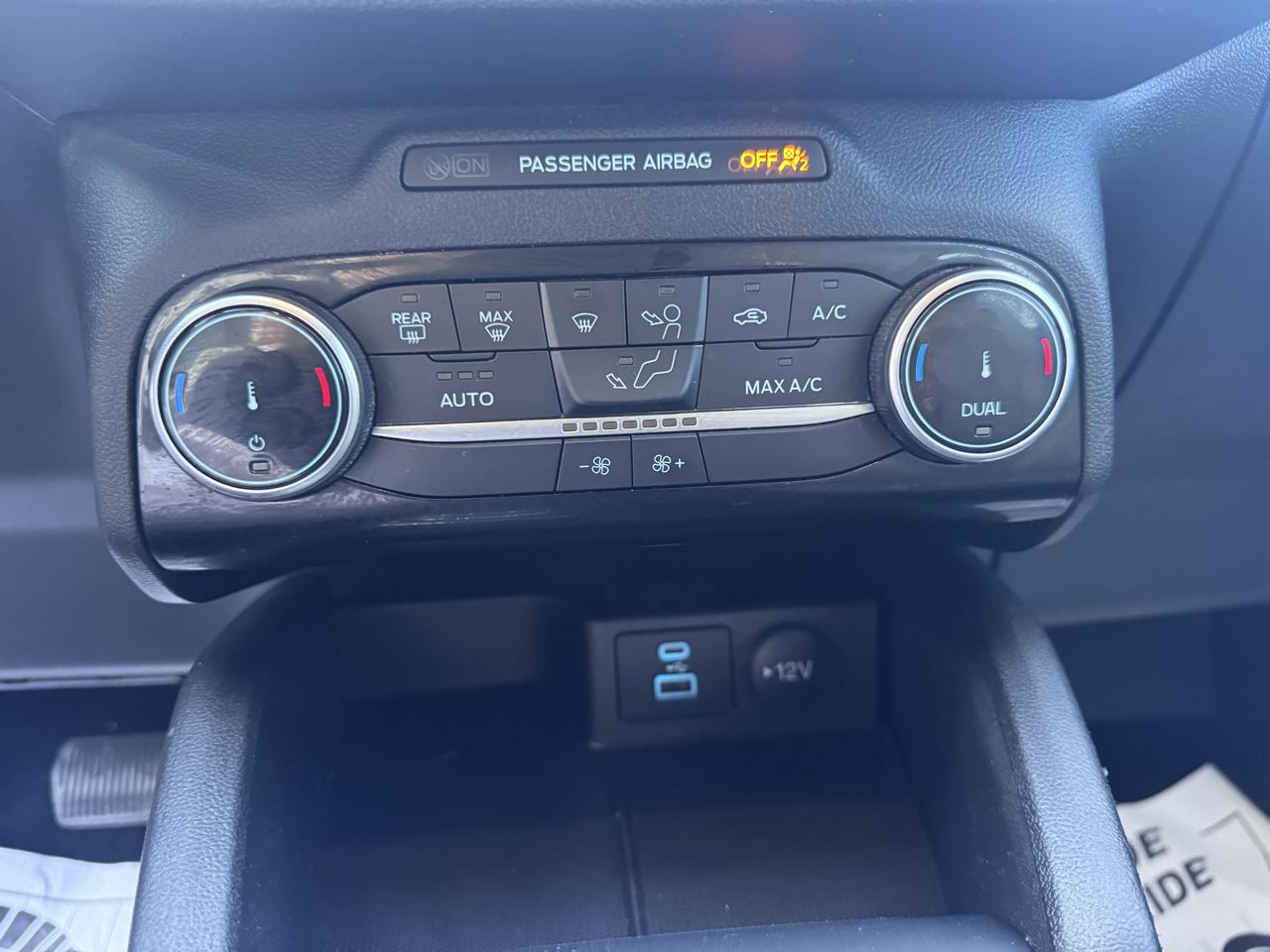 Ford Escape SE Hybrid FWD 2022