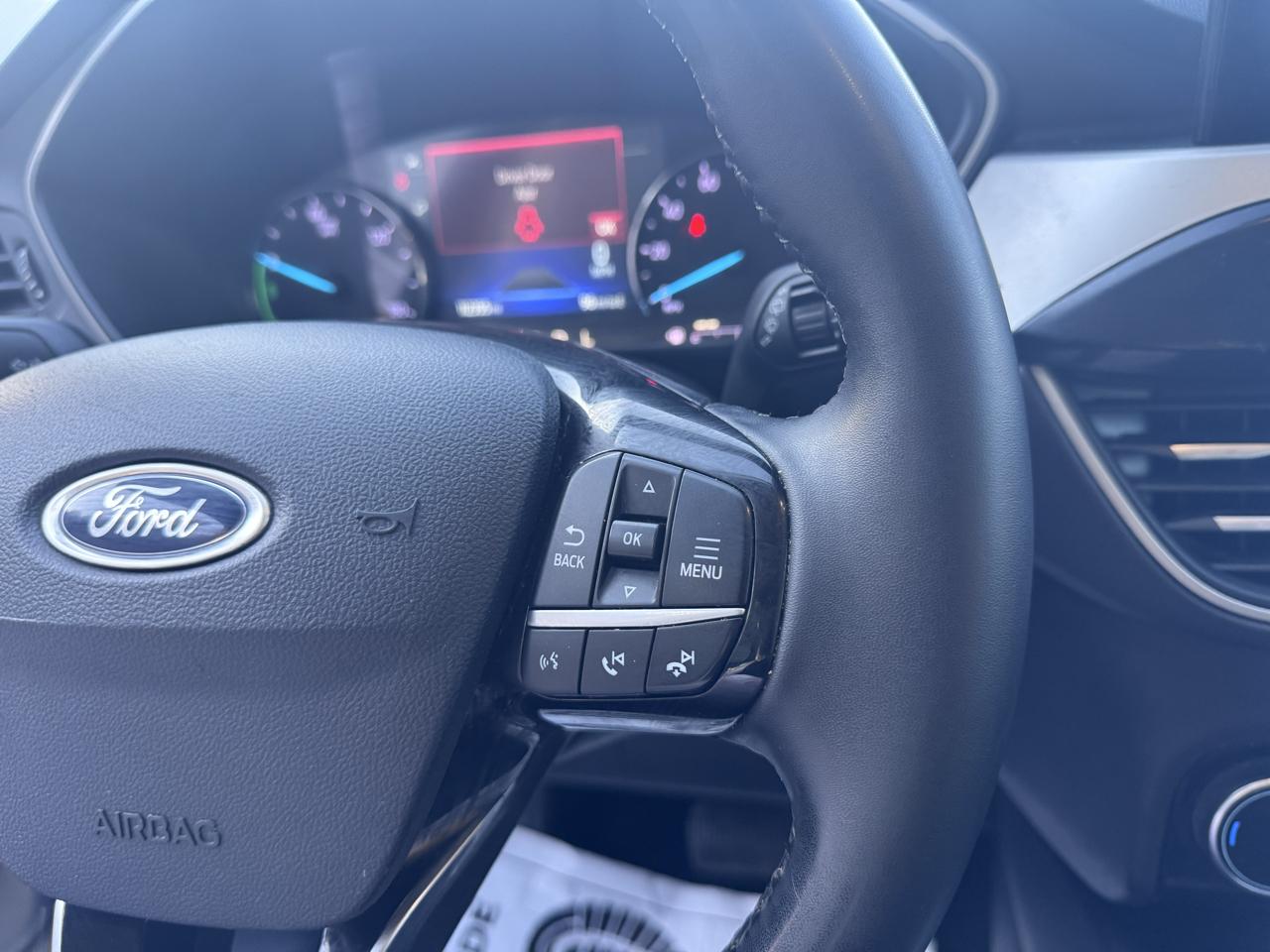 Ford Escape SE Hybrid FWD 2022