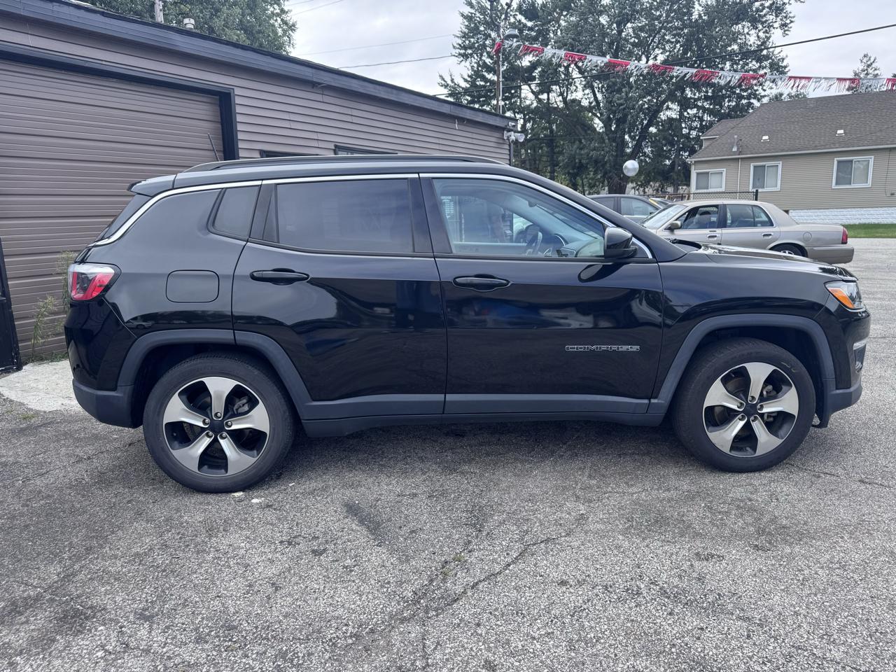 Jeep Compass Latitude FWD 2017