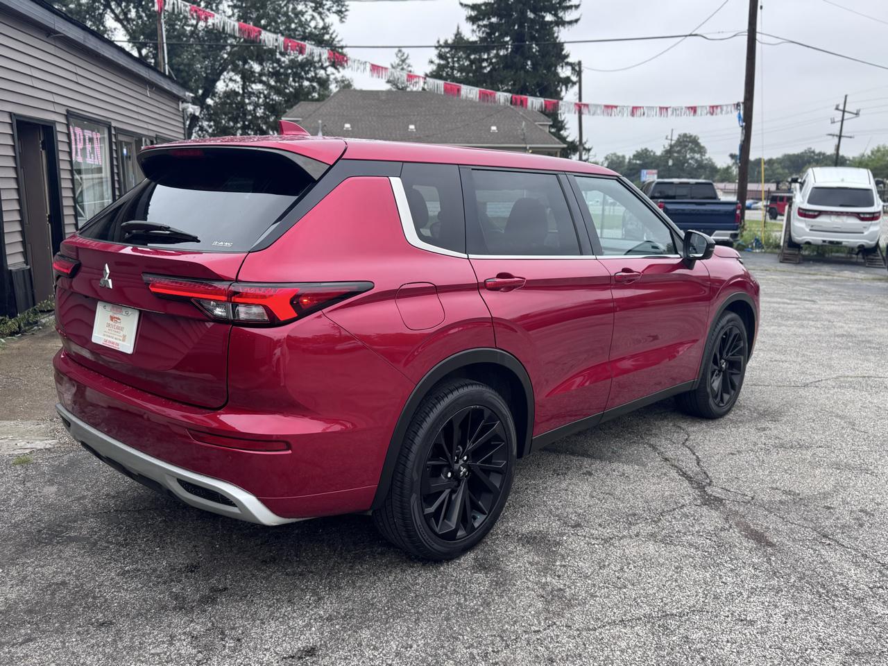 Mitsubishi Outlander SE Black Edition S-AWC 2023