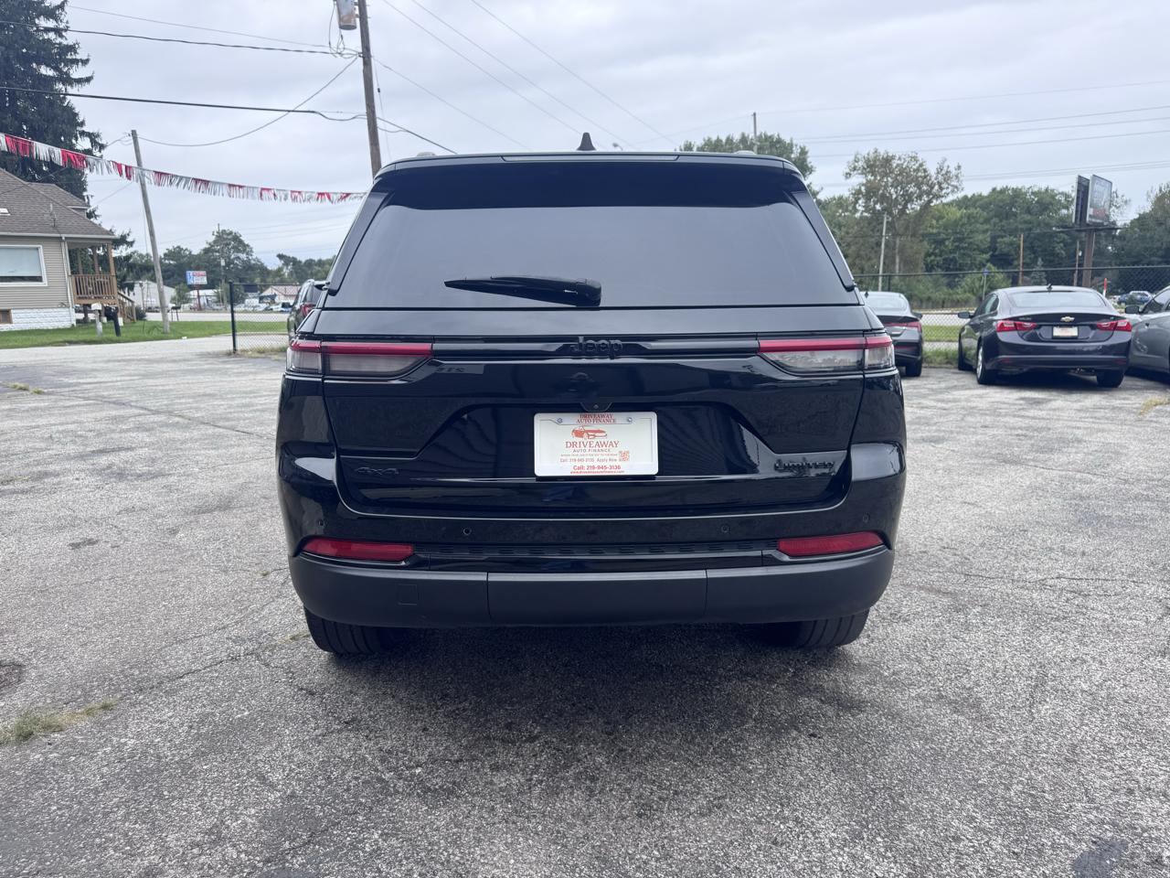 Jeep Grand Cherokee Limited 4x4 2023