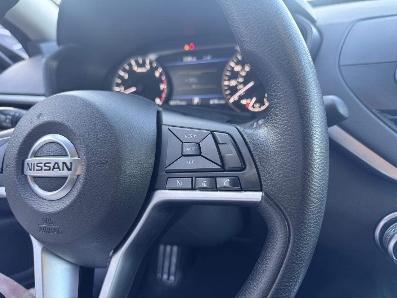 Nissan Altima 2.5 SV Sedan 2022