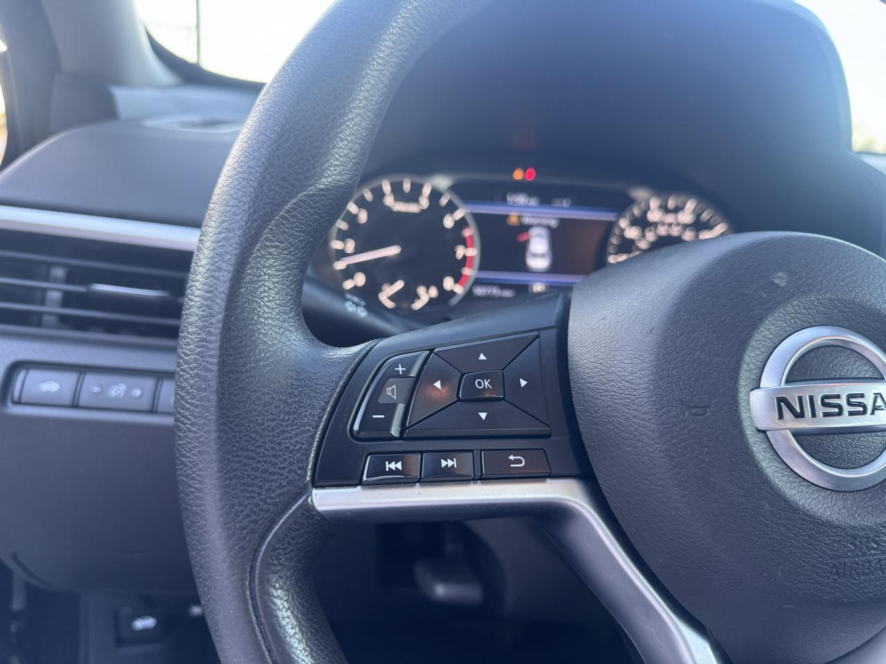 Nissan Altima 2.5 SV Sedan 2022