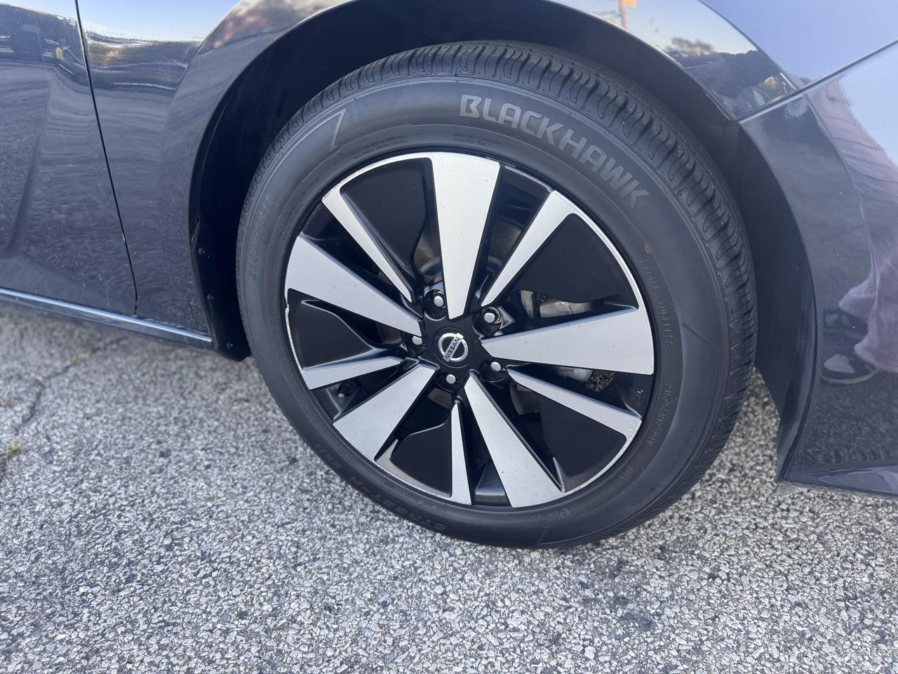 Nissan Altima 2.5 SV Sedan 2022