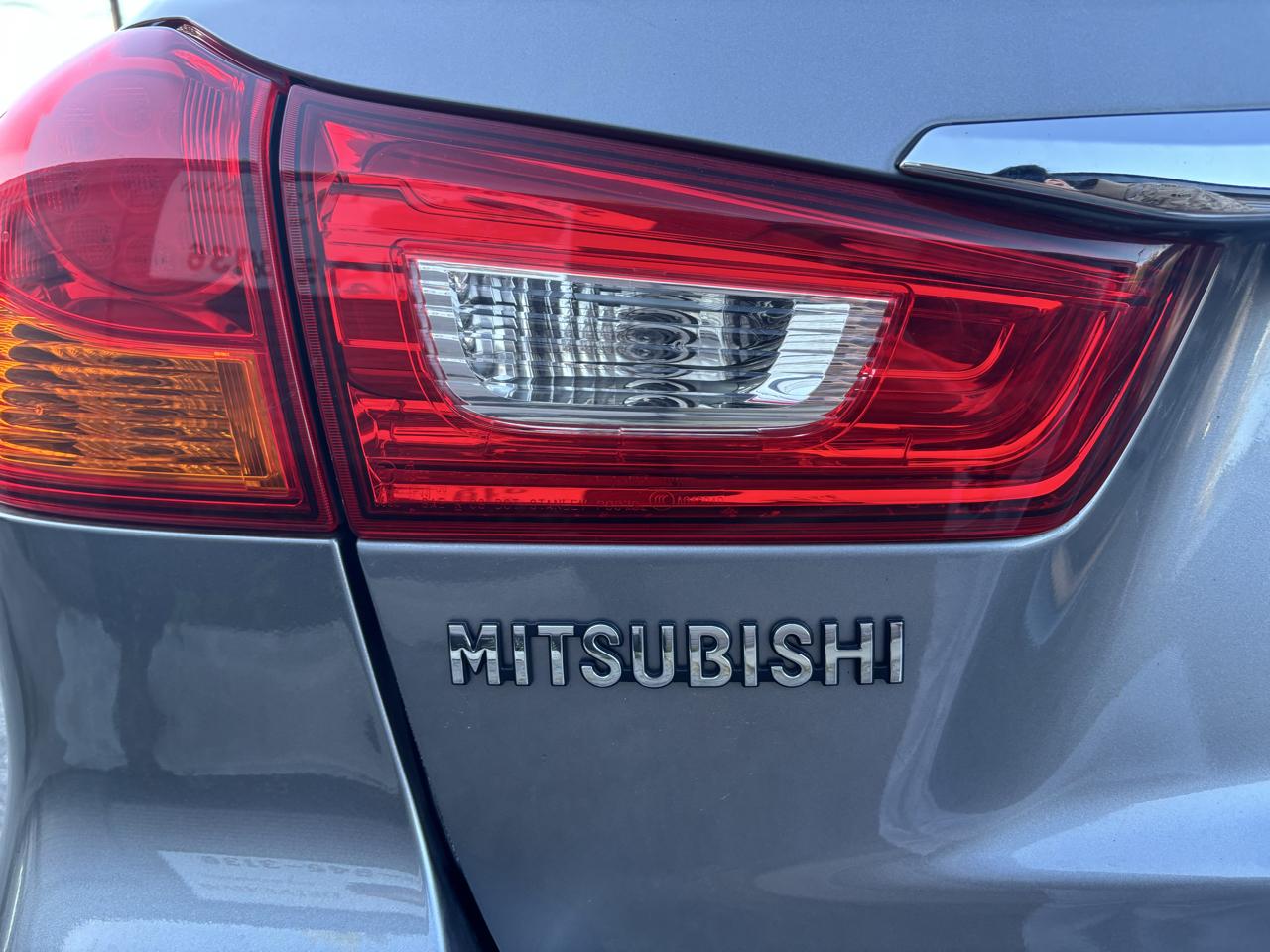 Mitsubishi Outlander Sport SE 2.4 AWC CVT 2018