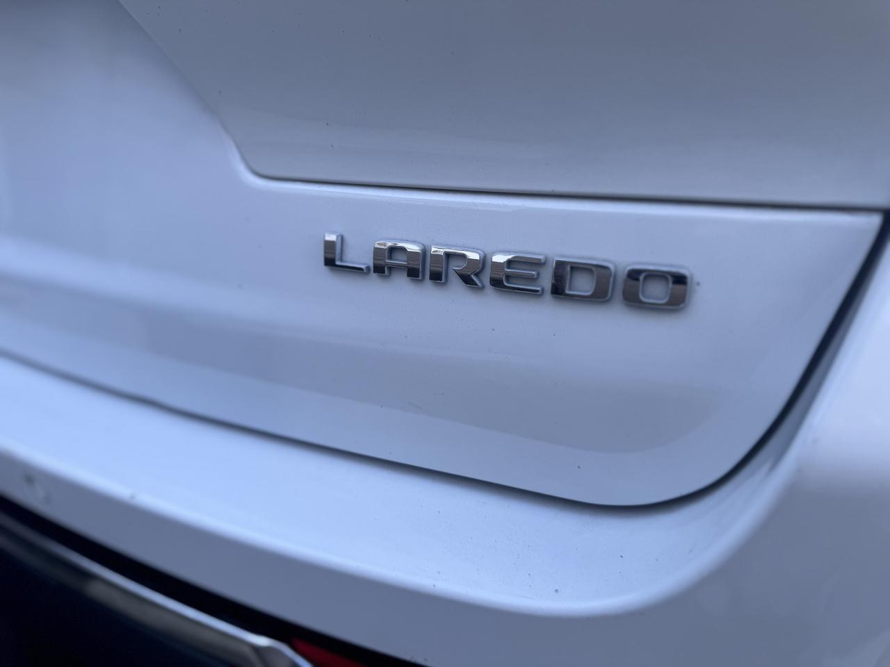 Jeep Grand Cherokee L Laredo 4x4 2023