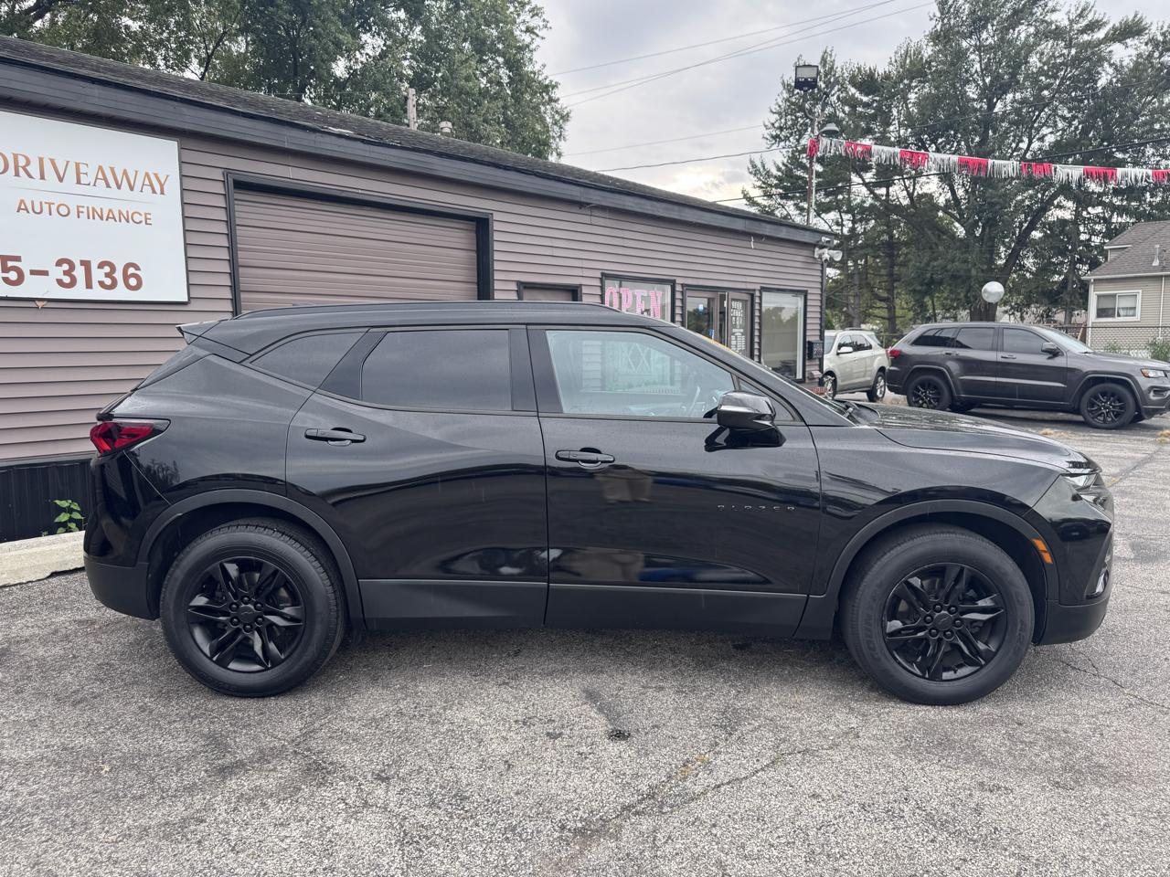 Chevrolet Blazer FWD 4dr w/2LT 2019